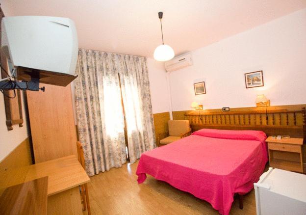 Hostal Lizana Huesca Eksteriør bilde